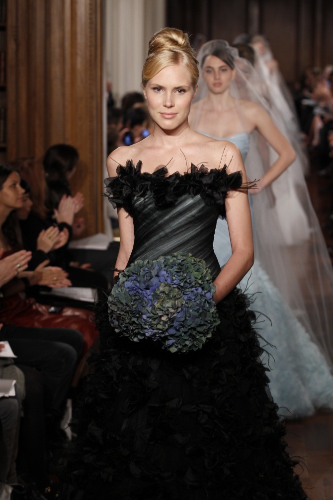 romona keveza 2012 runway black dress
